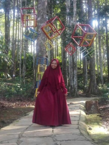 Lusiana, S.Pd