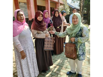 PEMBAGIAN RAPORT SEMESTER GENAP 2022-2023